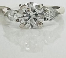 Load image into Gallery viewer, 1.72ct Seng Firey Diamond™️ Ring
